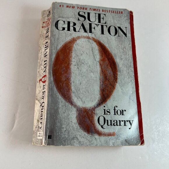 Sue Grafton Alphabet Mysteries Paperbacks D F H Q Lot of 4 Kinsey Millhone - Picture 11 of 14